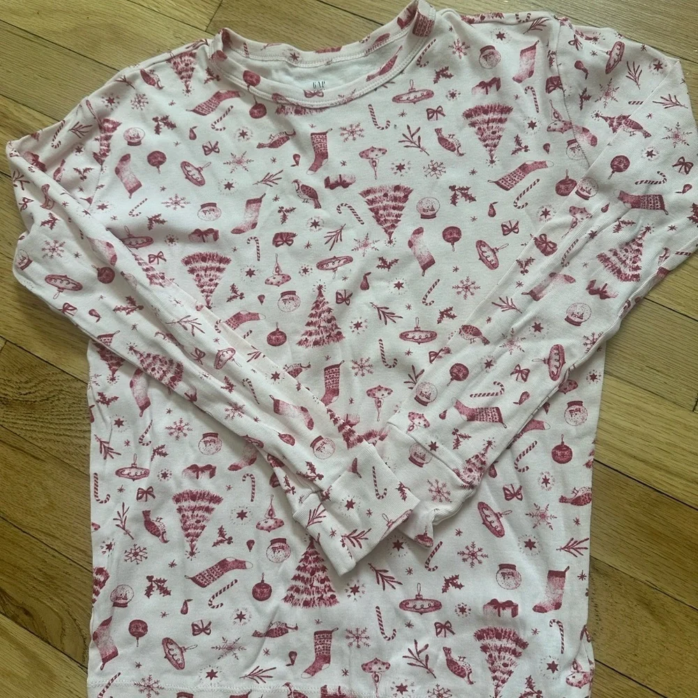 GAP XMAS ICONS CHERRY BLOSSOM PJ SET